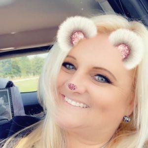 Meet your Posher, Brenna